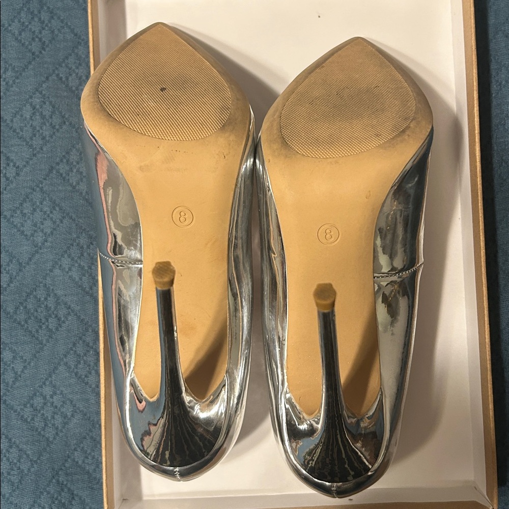Elisabet Tang Pump silver size 8 - Picture 5 of 7